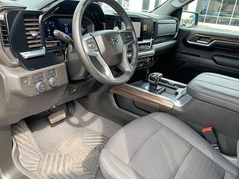 Certified 2023 Chevrolet Silverado 1500 RST AWD/4WD image 10