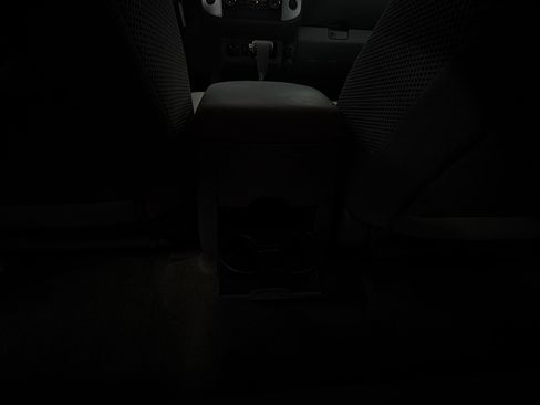 Used 2018 Nissan Frontier SV AWD/4WD image 14