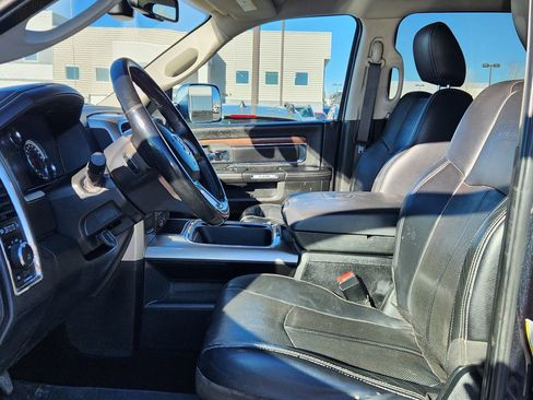 Used 2018 RAM 2500 Laramie image 8