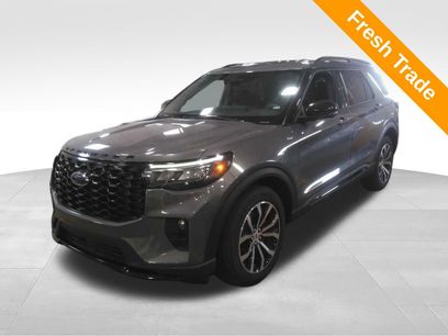 Used 2025 Ford Explorer ST-Line
