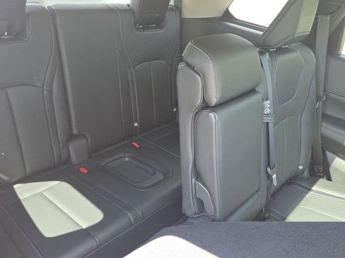 Used 2022 INFINITI QX60 Sensory w/ Vision Package AWD/4WD image 13