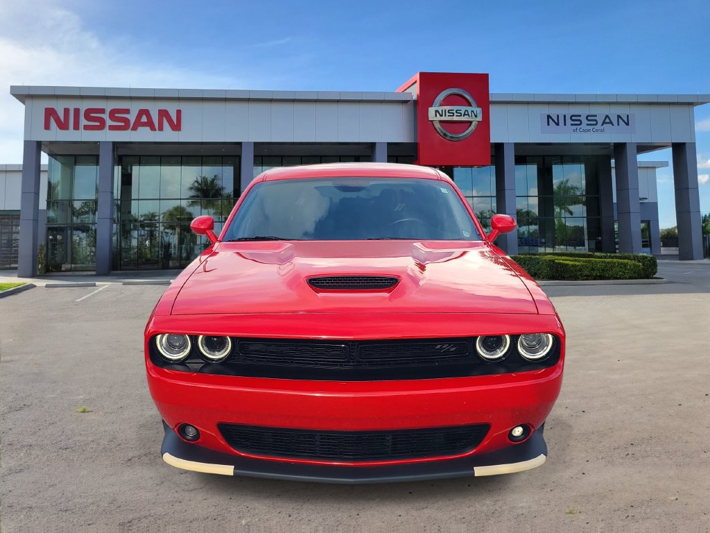 Used 2022 Dodge Challenger R/T w/ Blacktop Package RWD image 6