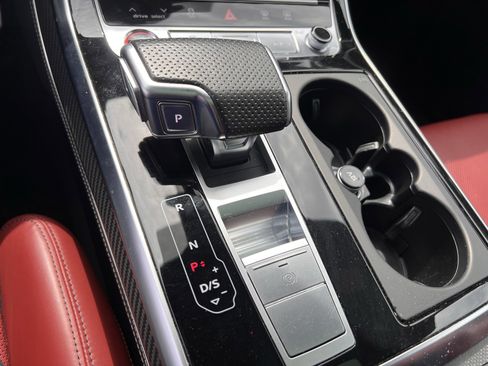 Used 2024 Audi SQ8 Prestige w/ Prestige Package image 26