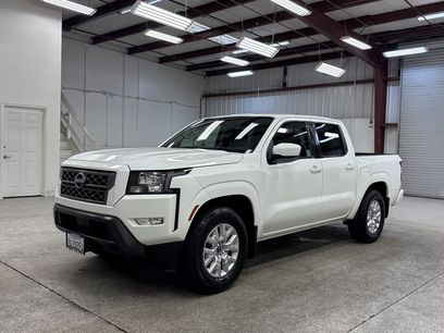 Used 2024 Nissan Frontier SV w/ SV Convenience Package