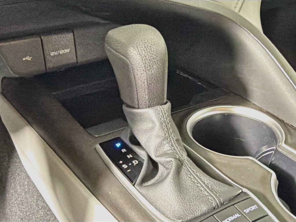 Used 2023 Toyota Camry LE FWD image 20