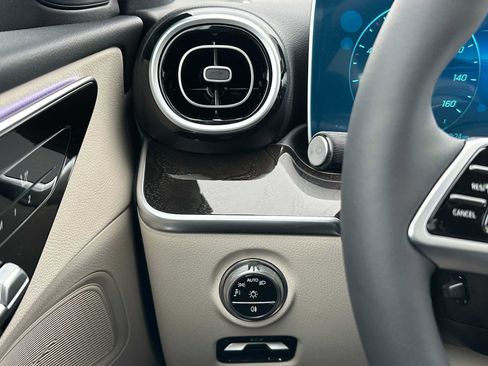 New 2026 Mercedes-Benz C 300 4MATIC Sedan image 29