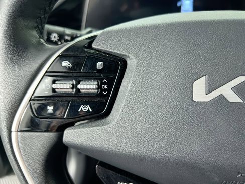 New 2025 Kia Niro Wave image 18