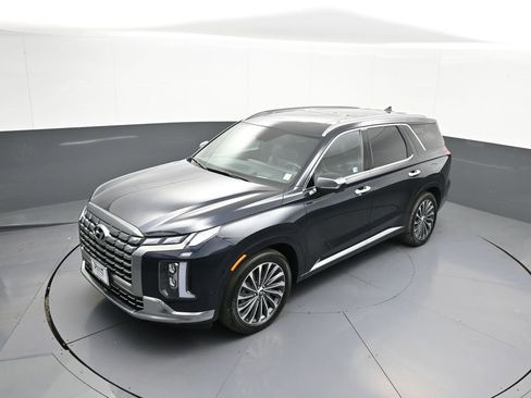 Used 2024 Hyundai Palisade Calligraphy image 36