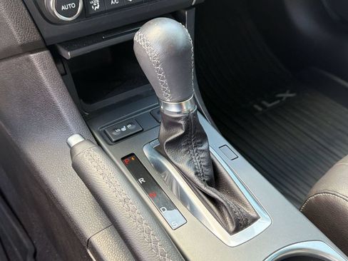Used 2019 Acura ILX FWD image 18