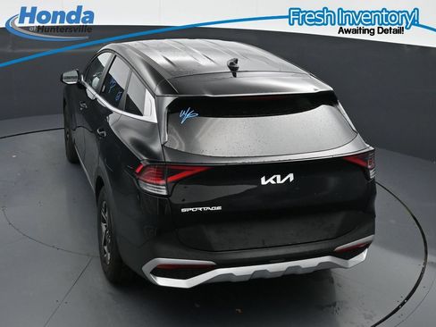 Used 2025 Kia Sportage LX FWD image 20