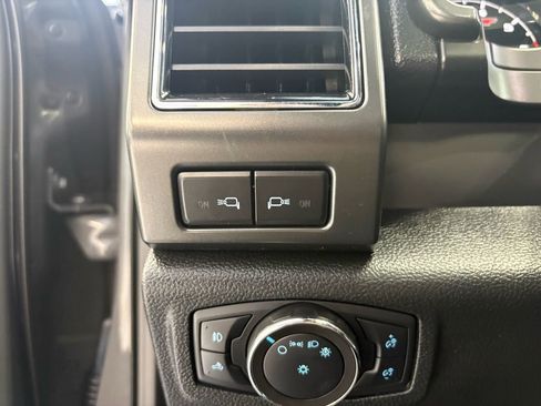 Used 2020 Ford F150 XLT w/ Equipment Group 302A Luxury AWD/4WD image 27