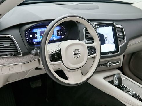 Certified 2023 Volvo XC60 T8 Ultimate w/ Protection Package Premier AWD/4WD image 29