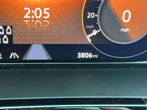 Used 2025 Volkswagen Atlas Peak Edition SE image 17