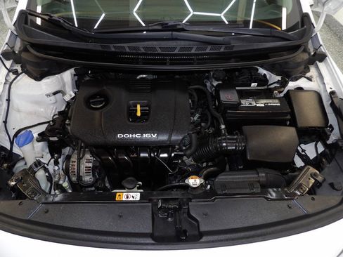 Used 2017 Kia Forte LX FWD image 21