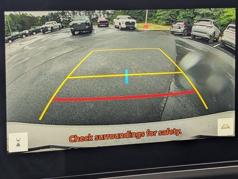 Used 2025 Toyota Camry LE w/ Convenience Package image 25