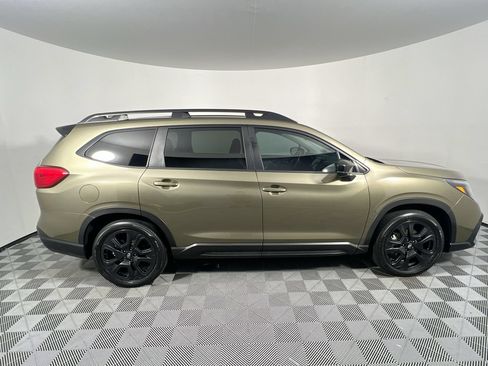Used 2024 Subaru Ascent Onyx Edition AWD/4WD image 2