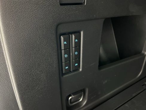 Used 2023 Ford Expedition Platinum image 35