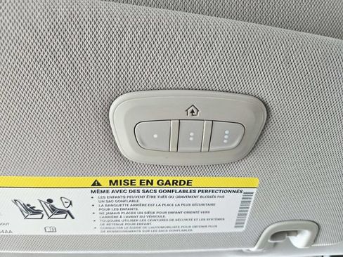 Used 2019 Chrysler Pacifica Touring Plus w/ Advanced Safetytec Group FWD image 32