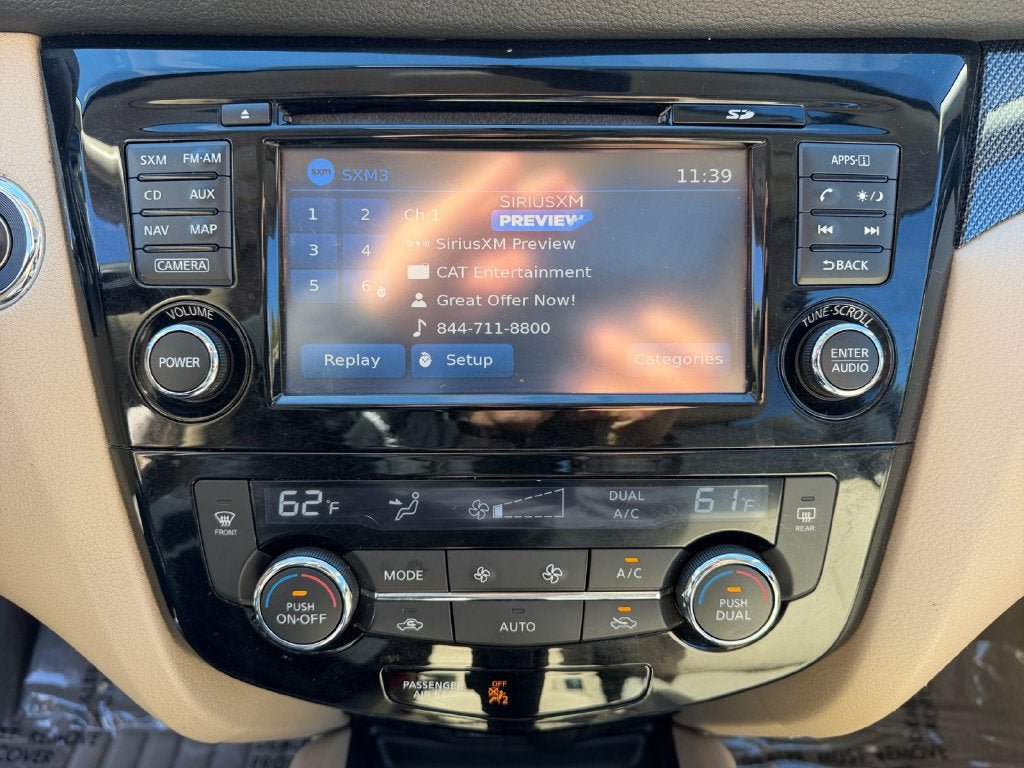 Used 2015 Nissan Rogue SL w/ SL Premium Package AWD/4WD image 19