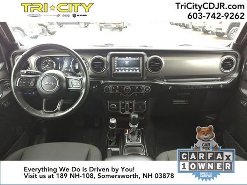 Used 2023 Jeep Wrangler Willys 4xe w/ Cold Weather Group image 17