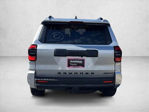 Used 2025 Toyota 4Runner TRD Off-Road Premium AWD/4WD image 6