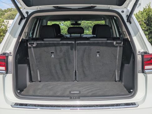 Certified 2023 Volkswagen Atlas SE FWD image 12
