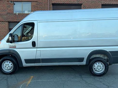 Used 2017 RAM ProMaster 2500 image 16