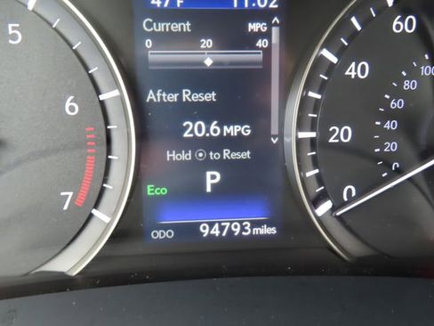 Used 2020 Lexus RX 350L Premium w/ Premium Package image 21