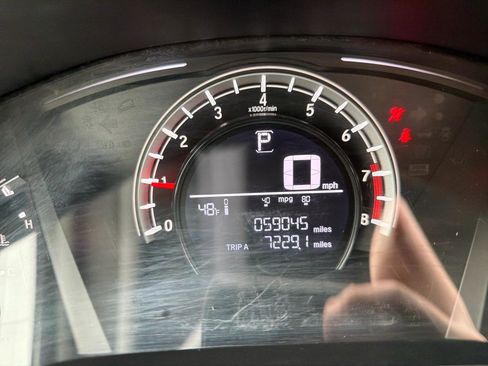 Used 2018 Honda CR-V LX image 27