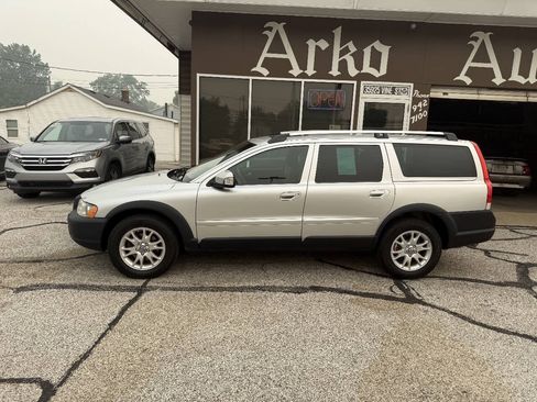 Used 2007 Volvo XC70 AWD/4WD image 3