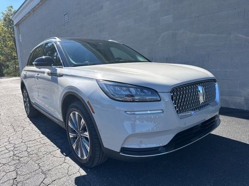 Used 2022 Lincoln Corsair Reserve w/ Equipment Group 201A image 2