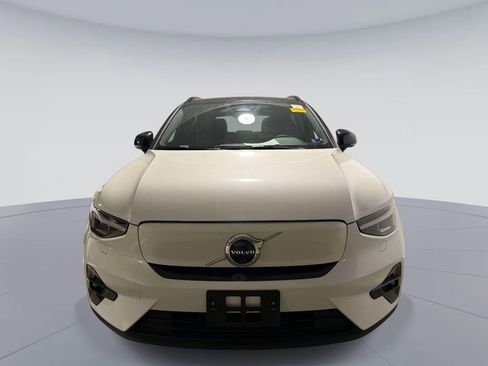 Used 2023 Volvo XC40 Recharge Ultimate AWD/4WD image 2