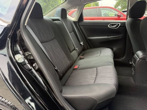 Used 2019 Nissan Sentra SV w/ Special Edition Package FWD image 16