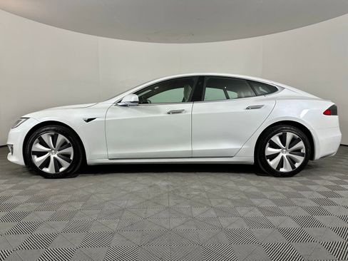 Used 2020 Tesla Model S Long Range AWD/4WD image 17