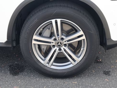 Used 2022 Mercedes-Benz GLC 300 image 11