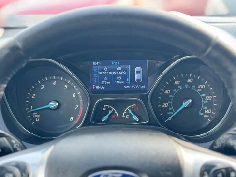 Used 2014 Ford Focus SE w/ Equipment Group 201A FWD image 18