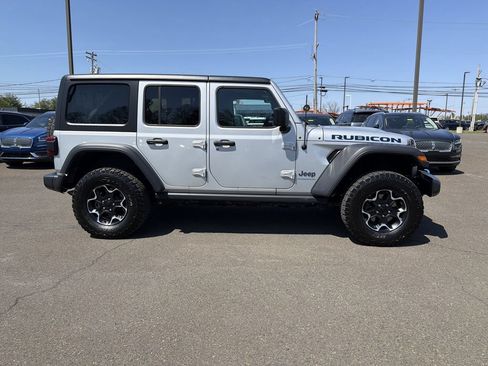 Used 2023 Jeep Wrangler Unlimited Rubicon 4xe w/ Cold Weather Group AWD/4WD image 8