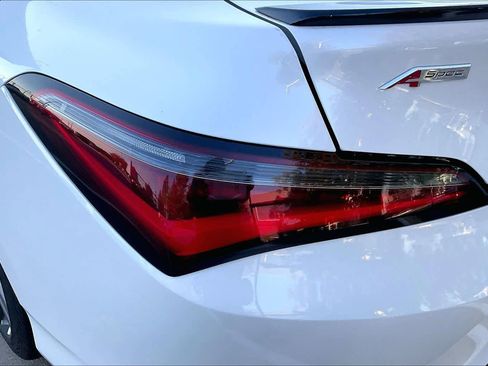 Used 2024 Acura Integra A-Spec image 28