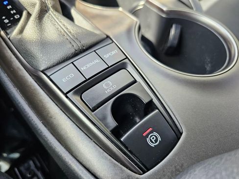 Certified 2023 Toyota Camry SE AWD/4WD image 33
