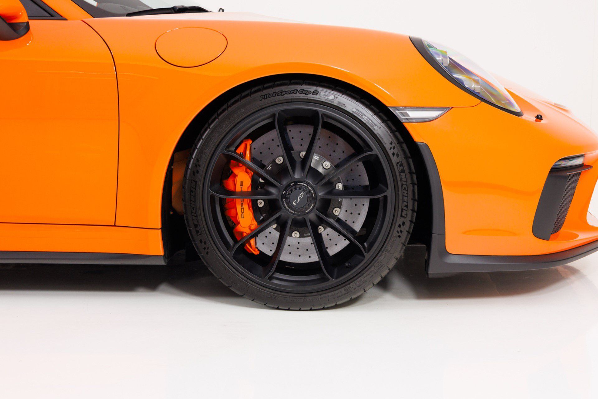 Used 2018 Porsche 911 GT3 RWD image 13