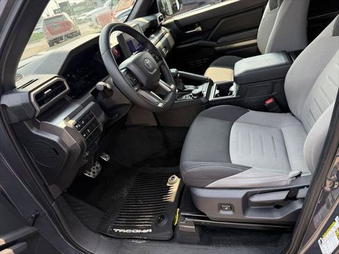 Certified 2025 Toyota Tacoma TRD Sport AWD/4WD image 13
