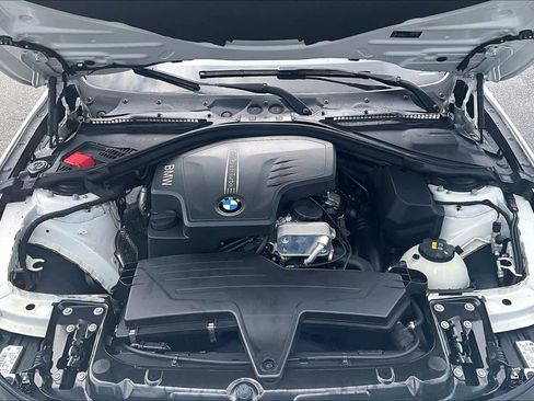 Used 2016 BMW 328i Sedan RWD image 32