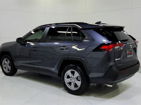 Used 2025 Toyota RAV4 LE AWD/4WD image 6