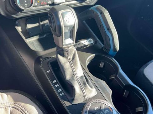 Used 2022 Ford Bronco Wildtrak image 29