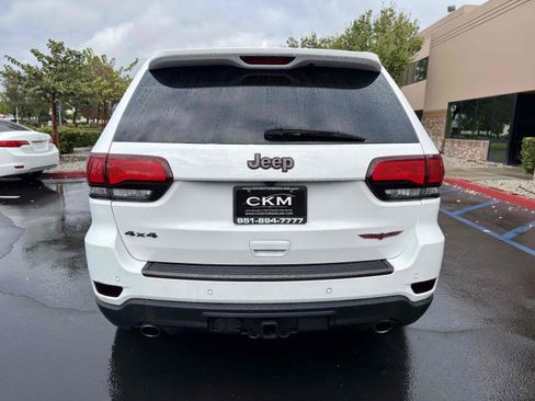 Used 2018 Jeep Grand Cherokee Trailhawk image 13