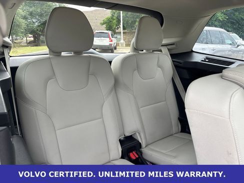 Certified 2025 Volvo XC90 B5 Core w/ Protection Package Premier AWD/4WD image 12