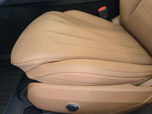 New 2026 Mercedes-Benz E 350 4MATIC Sedan image 30