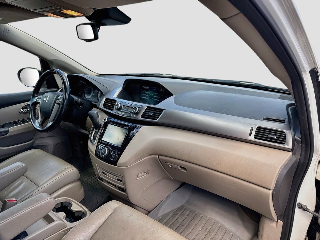 Used 2015 Honda Odyssey EX-L image 30