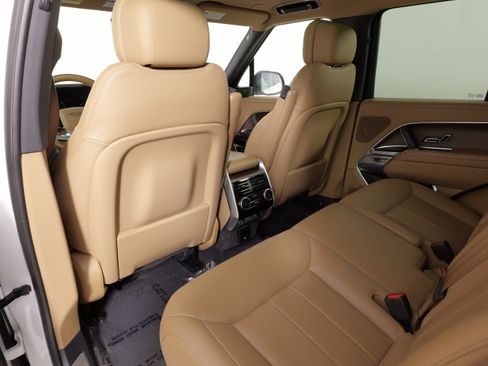 Used 2023 Land Rover Range Rover SE AWD/4WD image 36