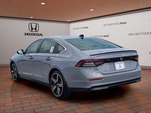 Certified 2023 Honda Accord Sport image 12